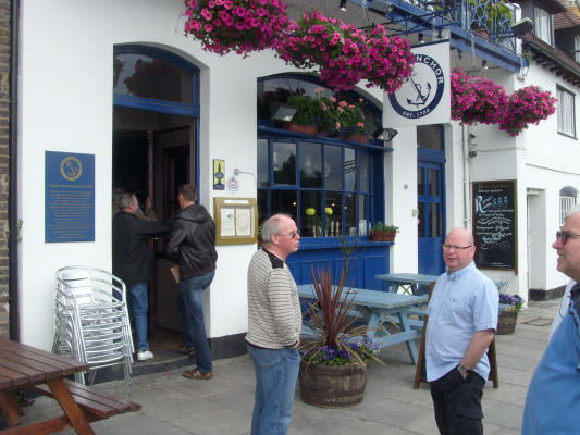 4-Blue-Anchor-076
