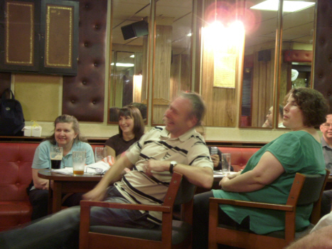 S73R0091 laugh at chairmans joke