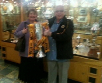 PeternJenny with League1trophy-s PeternJenny with League1trophy-s