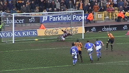Kenny pen v Ipswich